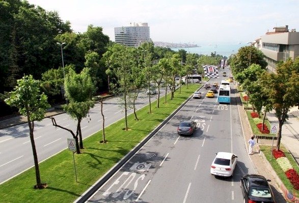 Barbaros Bulvarı Üzerinde Rezidans Yaşam Merkezi Oluşuyor.