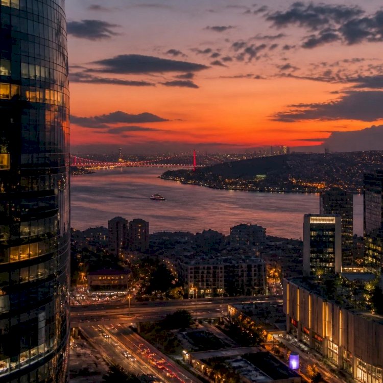 Neden Zorlu Center? İstanbul'un Küresel Premium Yaşam ve Yatırım Merkezi